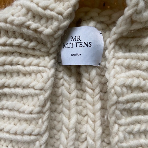 Mr Mittens The Cardigan - Picture 3 of 5